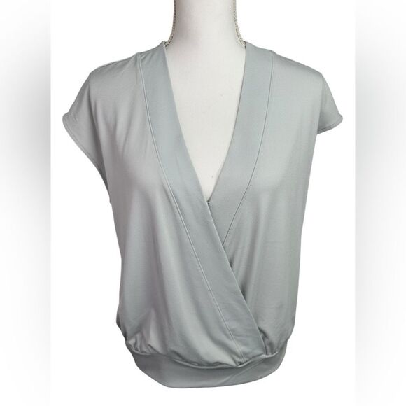 Banana Republic Factory Top Crepe Fabric Faux Wrap Banded Hem Gray Size L - Picture 2 of 9